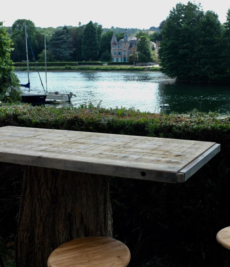 Gite Bord De Meuse ナミュール エクステリア 写真